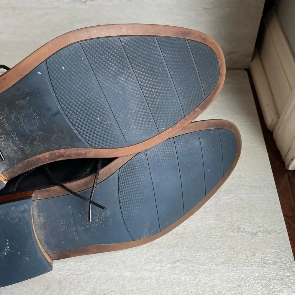 ** Aston Grey Leu Leather Oxford Black Shoes Size 8.5 EUC